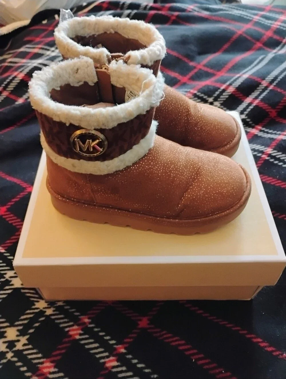 Michael Kors Toddler Luxy Laurinda 2 Booties With Fur And A Touch Of Sparkle Sz9